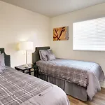2A Relaxing Redcliff Condo
