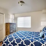 2L Top Floor Redcliff Condo