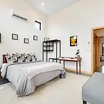 Mt Peale House