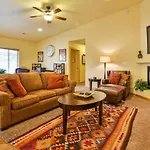 Cw343 - Great Downtown Location With A Private Hot Tub