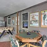 Red Rock Rambler Moab Home With Hot Tub And Views!