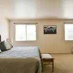 New Listing - Solano Vallejo 3246 In The Beautiful Red Rock Canyons Of Moab