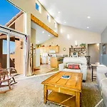 Rim Village D4