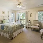 Sunflower Hill Inn