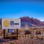 Sun Outdoors Arches Gateway