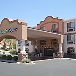 Holiday Inn Express Hotel & Suites Moab By Ihg