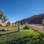 Redrock Moab Tiny House W Loft Site 7