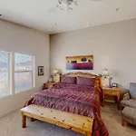 Rim Village H4