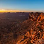 2K Top Floor Moab Redcliff Condo, Pool & Hot Tub