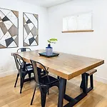 Near Downtown Stylish 2Br With Amazing Patio #1