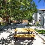 Near Downtown Stylish 2Br With Amazing Patio - 5