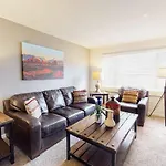 Downtown Cozy Home Base - Purple Sage 7