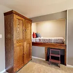 Downtown Cozy Home Base - Purple Sage 7