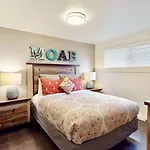 Downtown Cozy Home Base - Purple Sage 2