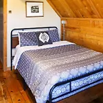 Sunny Acres Cabin