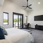 246 E 200 South Unit 1