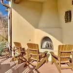New Lodge In The Heart Of Moab, Utah