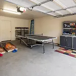 Rim Village Unit C4