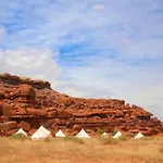Glamping Queen Tent At Private Riverside Ranch