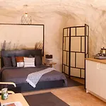 The Caves At Moab - At Private Riverside Ranch