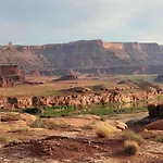 The Caves At Moab - At Private Riverside Ranch