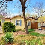 Cottonwood Cottage