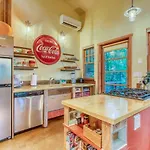 Creekside Guest Cottage