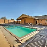 Mountain-View Moab Home With Pool And Hot Tub Access!