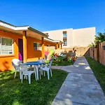 Inn 3 - Downtown 1 Bedroom Unit, Sleeps 6 With Shared Hot Tub