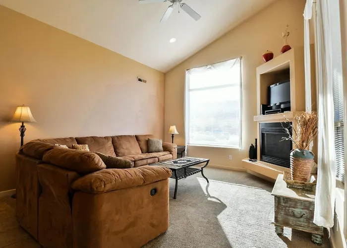 Rv M4 - Moab Get Away And Great Price For The Family!