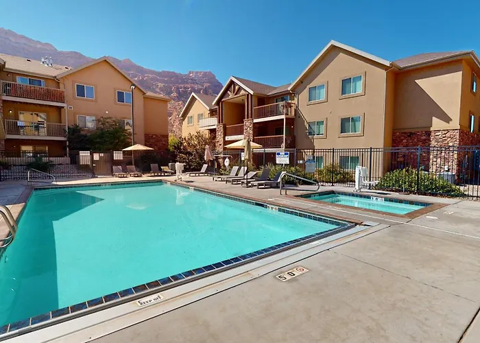 Red Cliff Condos #6I