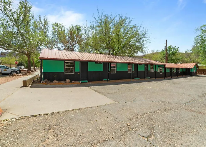 Atomic Motel