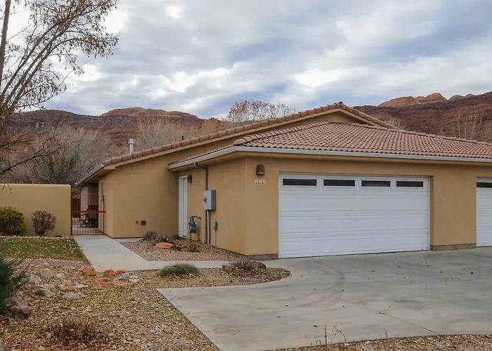 Cottonwoods 415