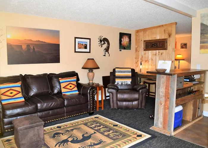 St Danes Kokopelli Cabin