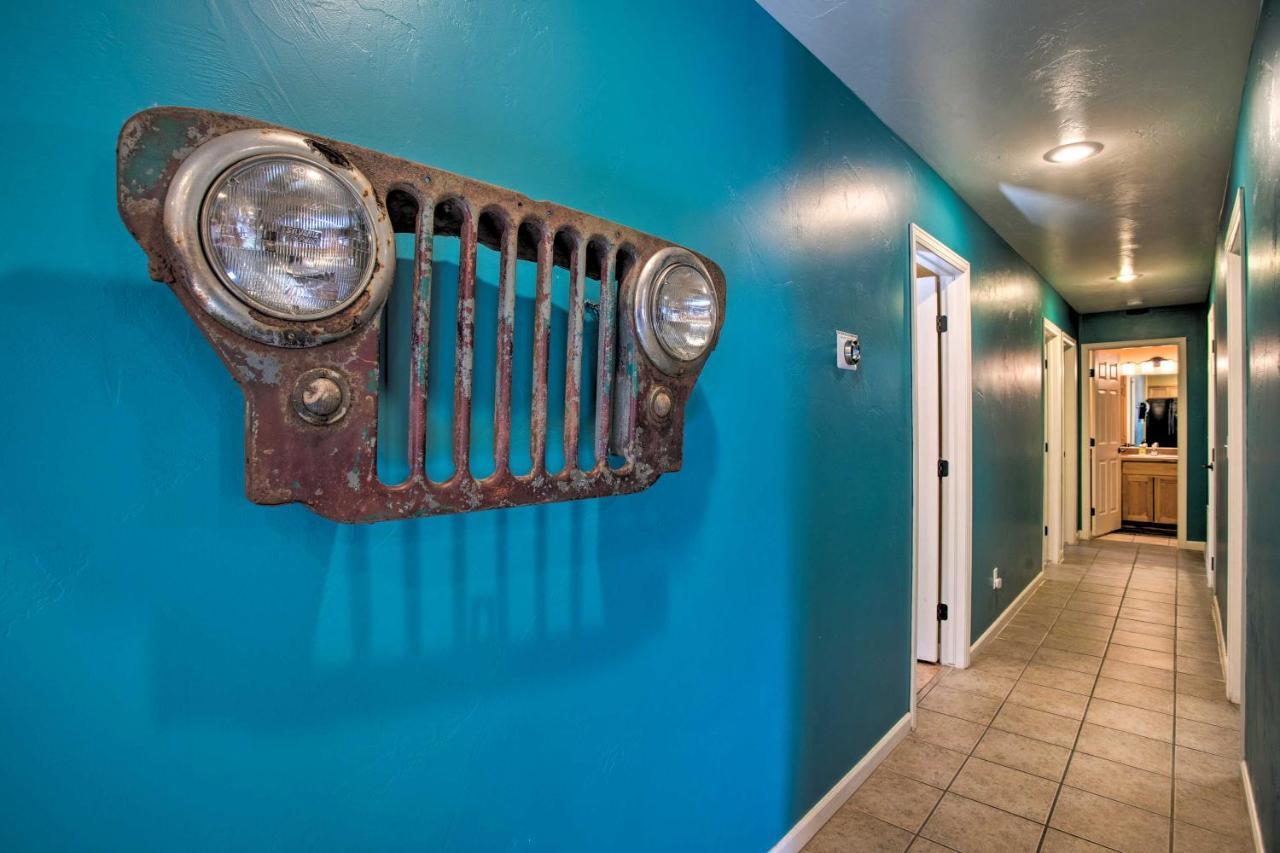 Modern Townhome With Shared Pool And Hot Tub! Holiday home