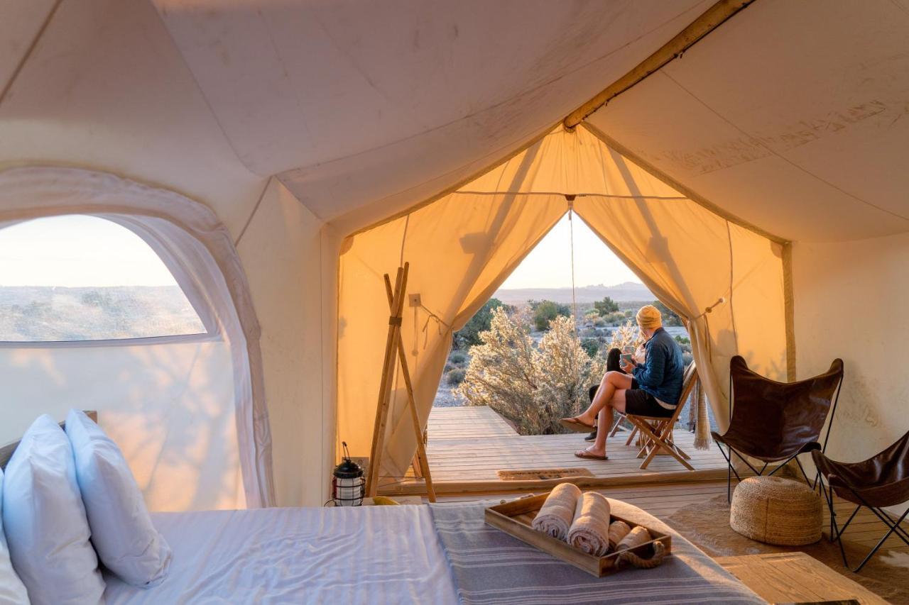 Under Canvas 3*