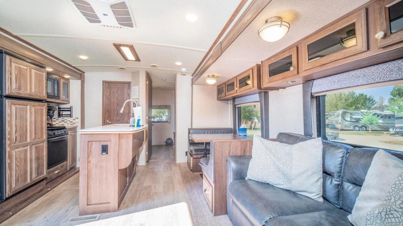 Outdoor Glamping Rockwood Trailer Ok28 Moab