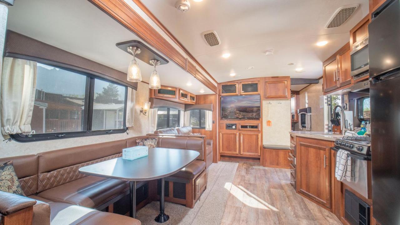Outdoor Glamping Jayco Rv Ok35 Apartment