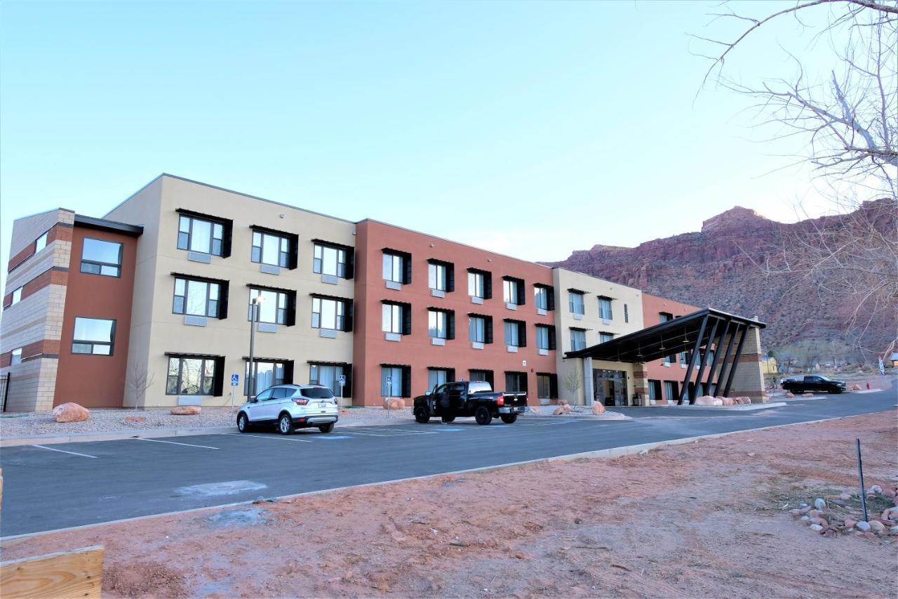 Hotel Scenic View & 3*