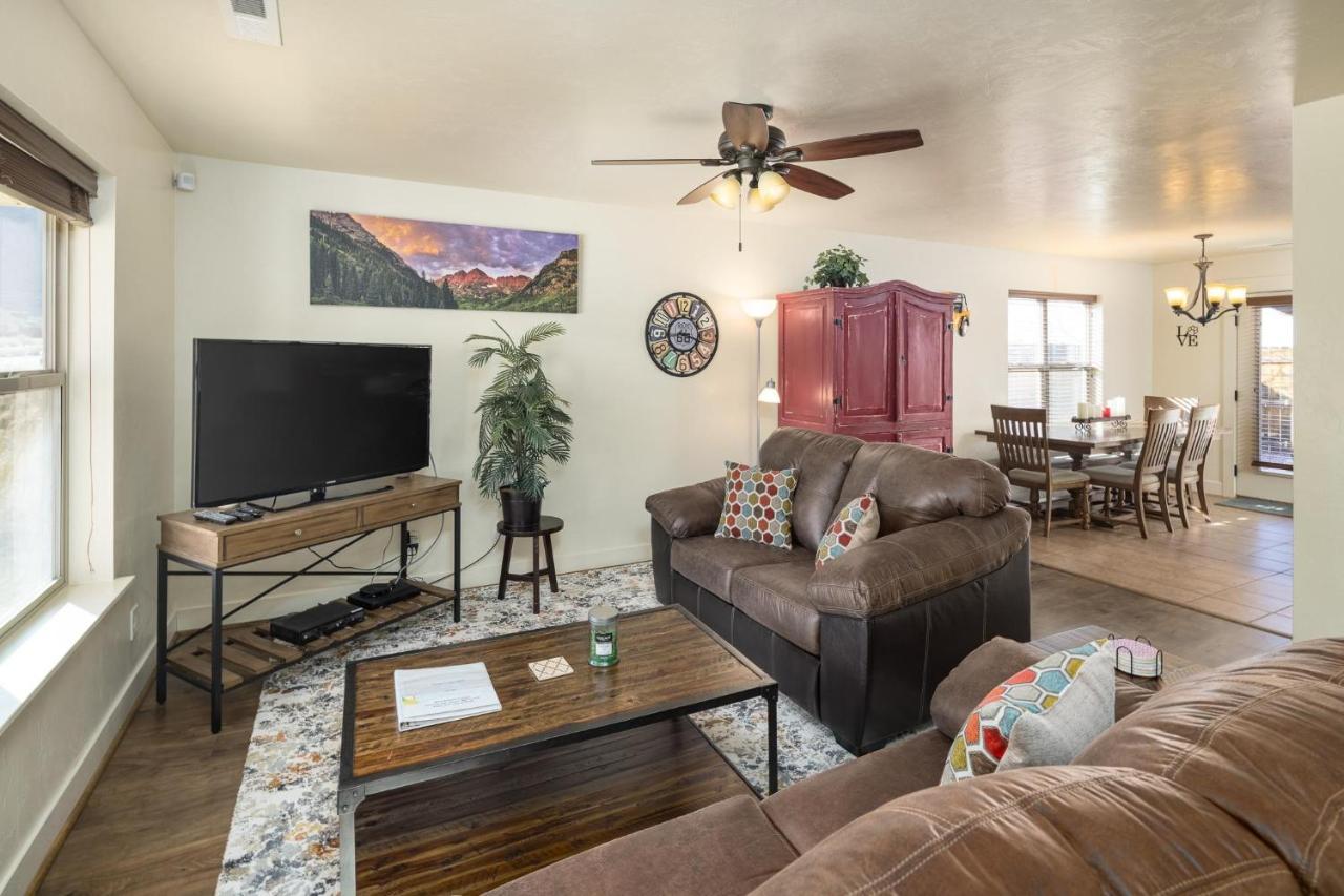 3415 Tierra Norte Holiday home