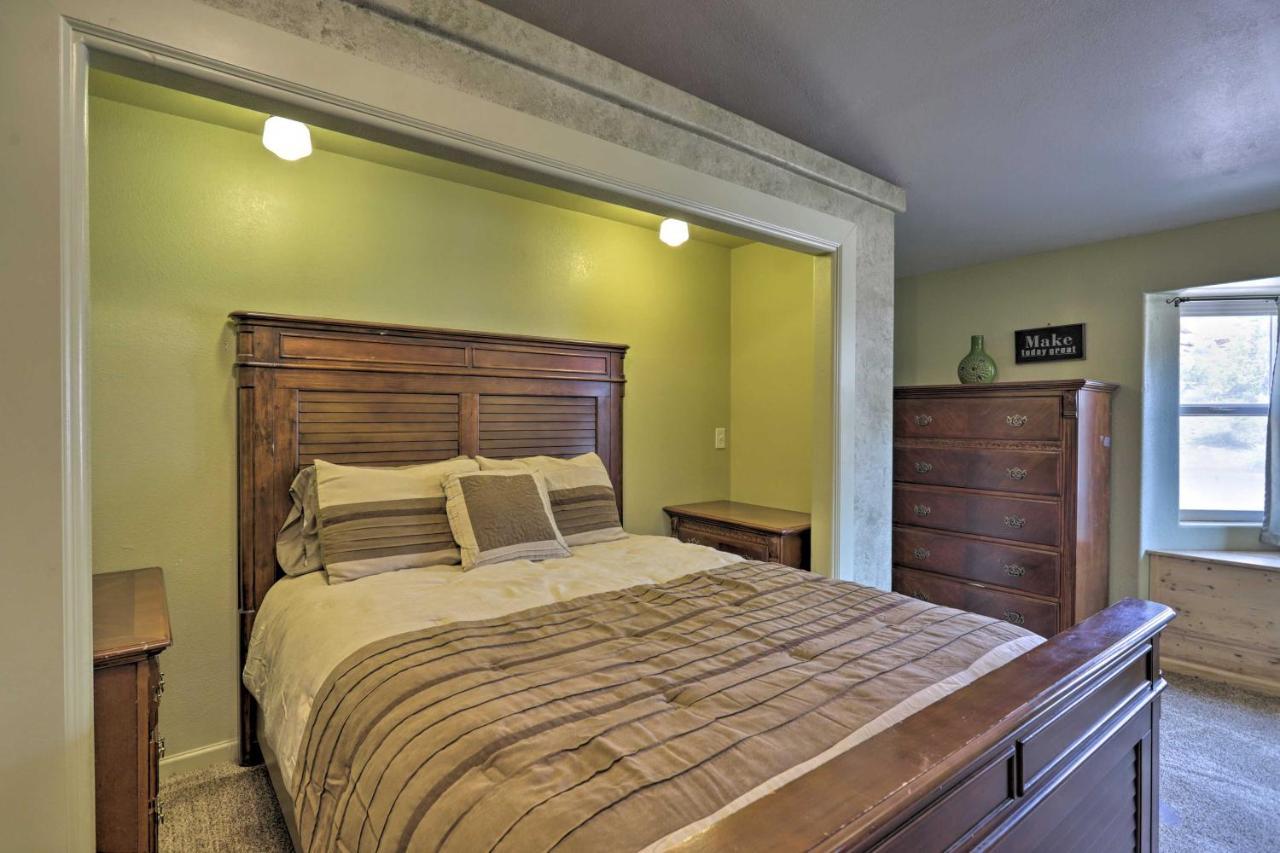Red Rock Rambler With Hot Tub And Views! *