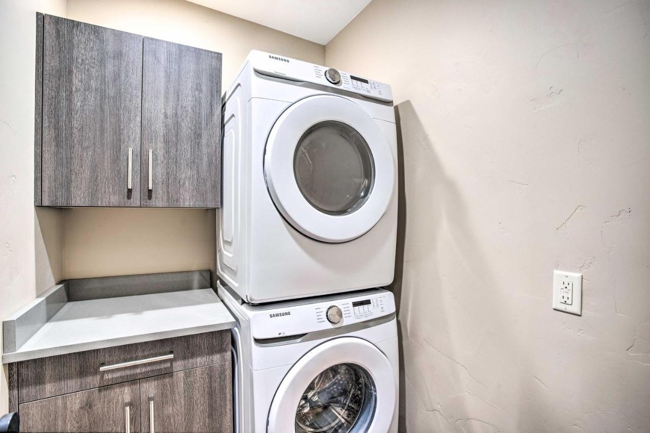 Sleek And Modern Townhome, 3 Blocks To Main St! * Moab