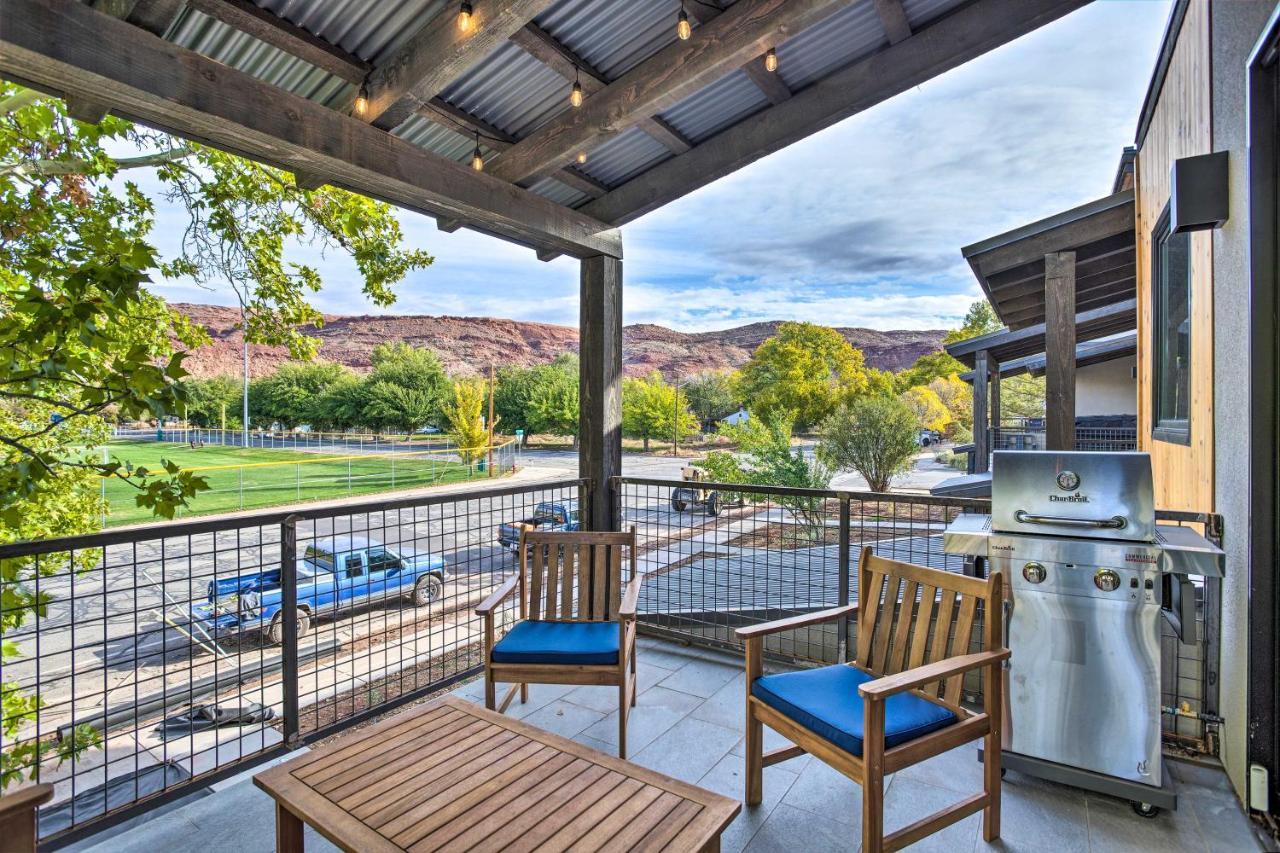 Sleek And Modern Townhome, 3 Blocks To Main St!