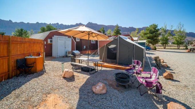 Luxury tent Funstays Glamping Setup Tent In Rv Park #4 Ok-t4 Moab