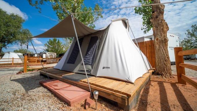 Funstays Glamping Setup Tent In Rv Park #2 Ok-t2 *