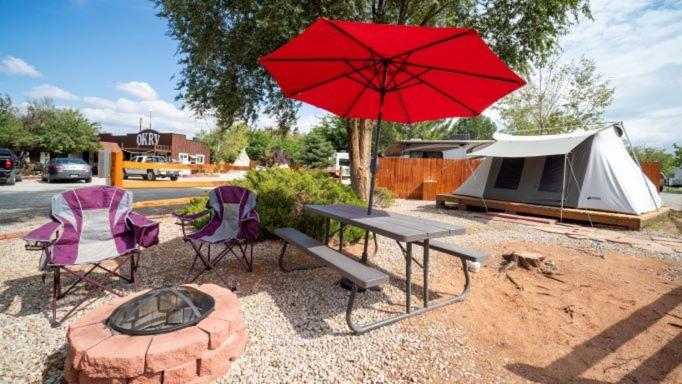 Campsite Funstays Glamping Setup Tent In Rv Park #1 Ok-t1 *