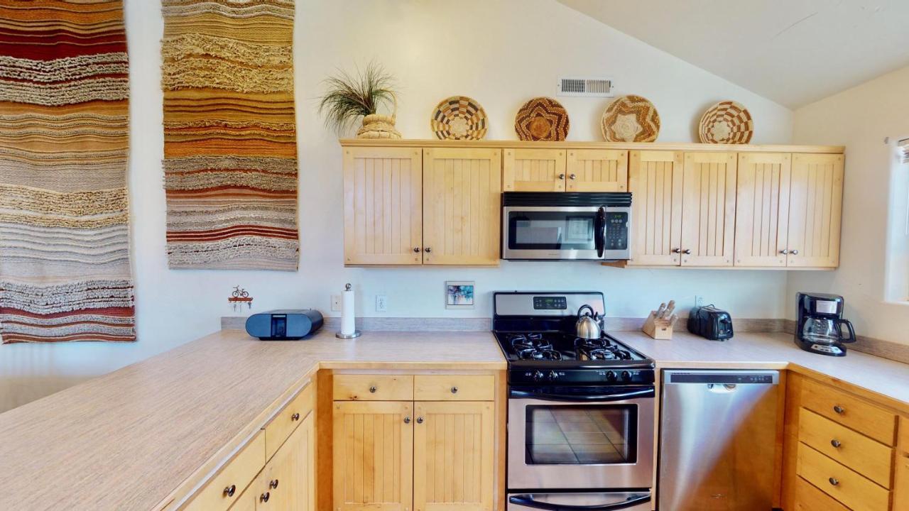 Desert Hideaway #c2