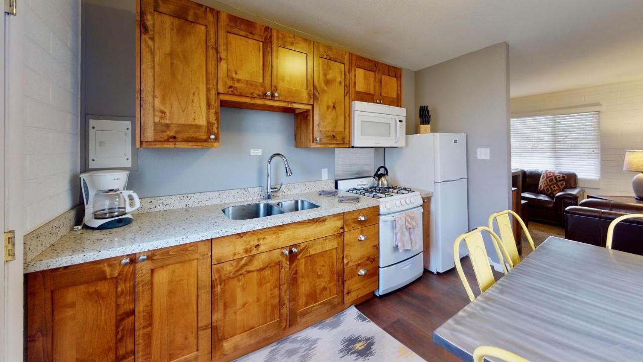 Purple Sage Flats #3 Apartment