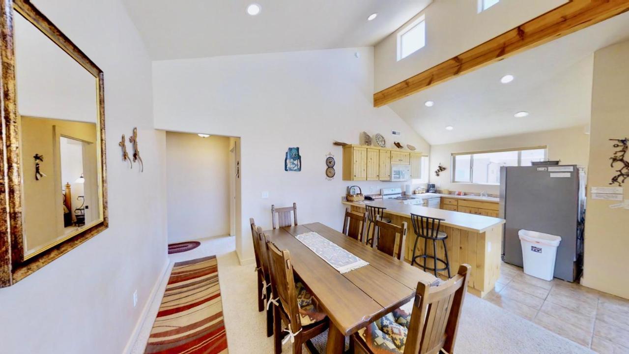 Holiday home Krystal Kiva #k4