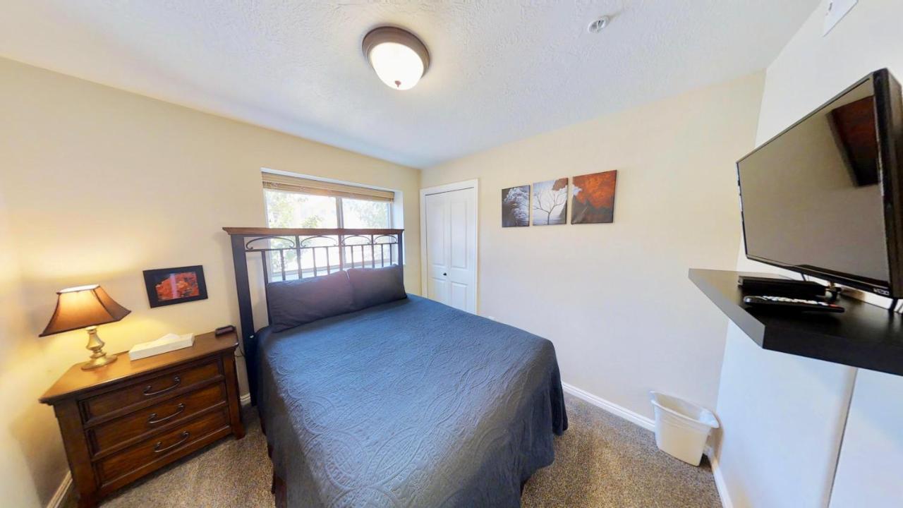 Apartment Red Cliff #1b *
